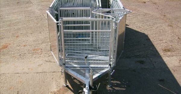 Mobile Sheep Handling Trailer – All Road Legal