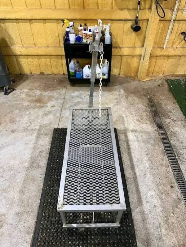 Trimming Stand
