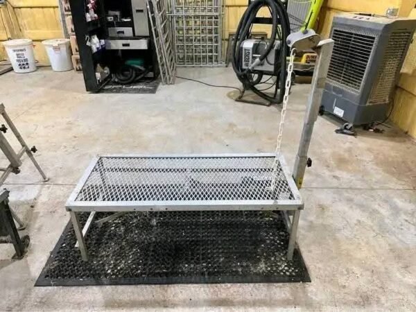 Trimming Stand